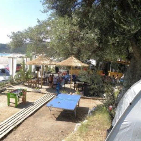 camping-livadh-himare-fvwwk