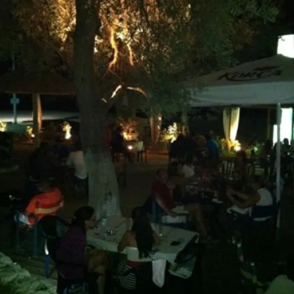 camping-livadh-himare-go30s