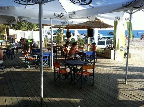 camping-livadh-himare-tzcqu