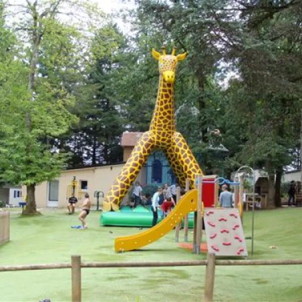 camping-les-pins-payrac-otfcm