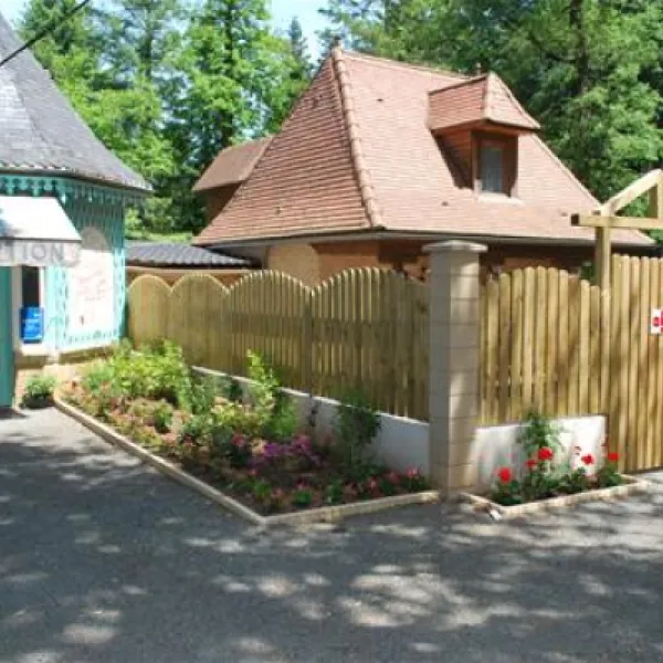 camping-les-pins-payrac-ww7mm