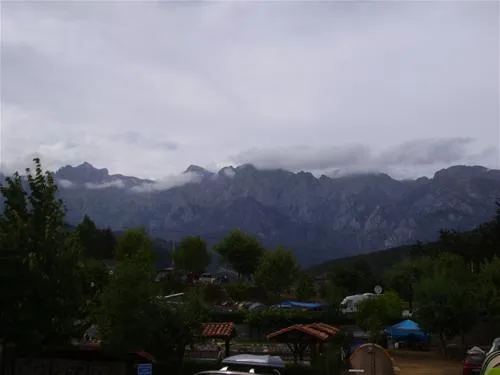 camping-la-viorna-potes-hoajd