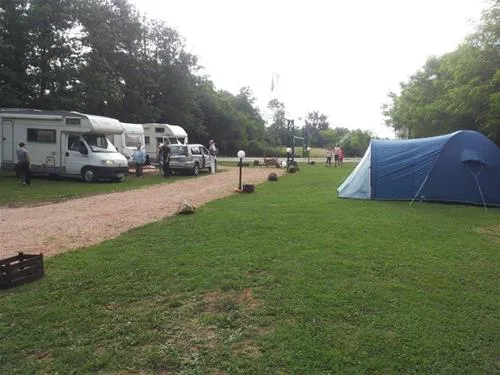 camping-zornica-house-bacevac-belgrade-jpgkf