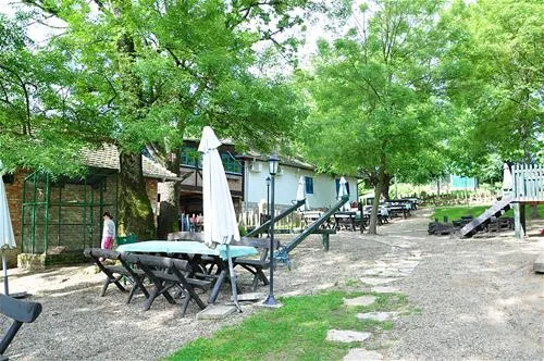 camping-zornica-house-bacevac-belgrade-py3e0