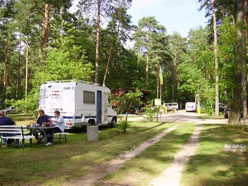 knattercamping-in-bantikow-am-see-bantikow-bei-kyritz-y47z7