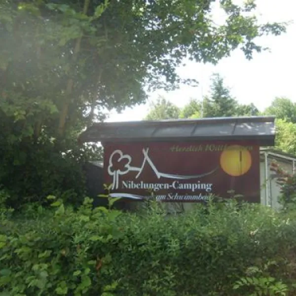 nibelungencamping-am-schwimmbad-frth-2jwmg