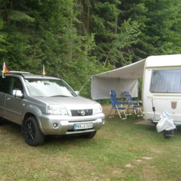 nibelungencamping-am-schwimmbad-frth-sqhva