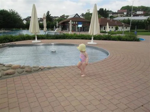 nibelungencamping-am-schwimmbad-frth-tw6ax