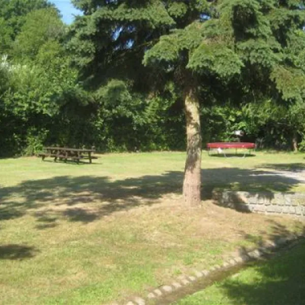 nibelungencamping-am-schwimmbad-frth-vpfga