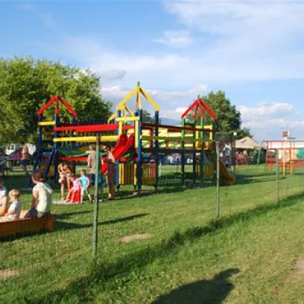 mara-camping-atc-liptovsky-trnovec-liptovsky-trnovec-u3z3z