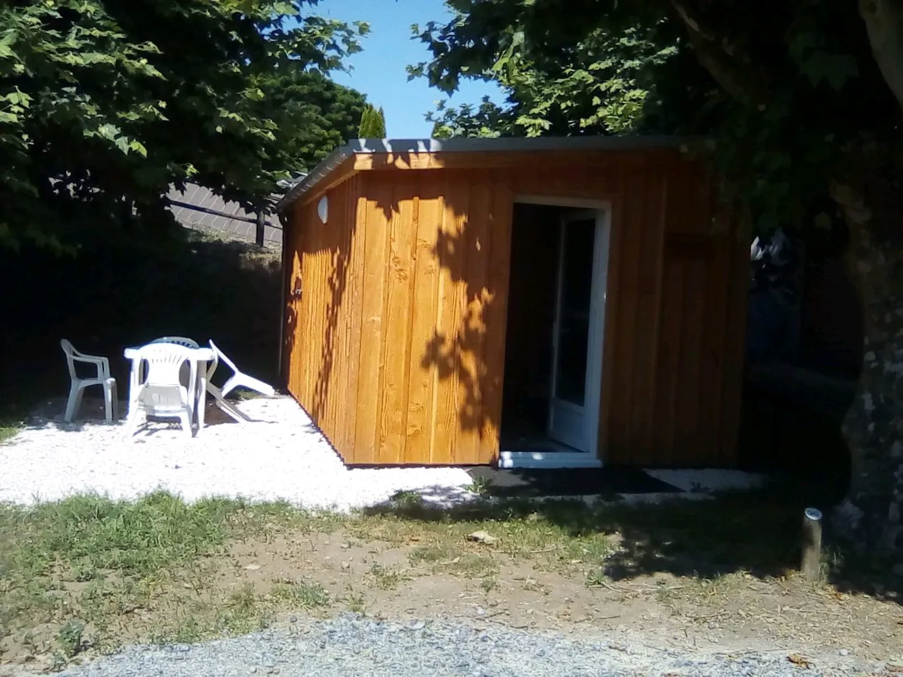camping-municipal-du-longour-argentat-dqcti