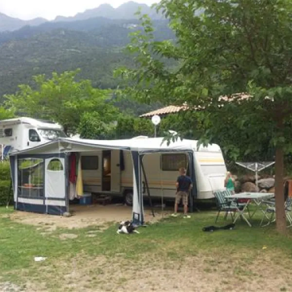 camping-via-claudia-augusta-algund-bei-meran-8kb8r