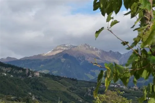 camping-via-claudia-augusta-algund-bei-meran-znlf9