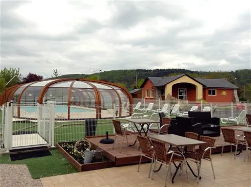 camping-les-calquieres-severac-le-chateau-6bmro