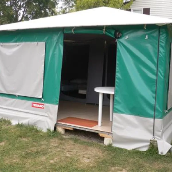 camping-les-calquieres-severac-le-chateau-dutll