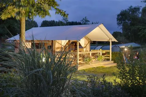 camping-les-calquieres-severac-le-chateau-poixd