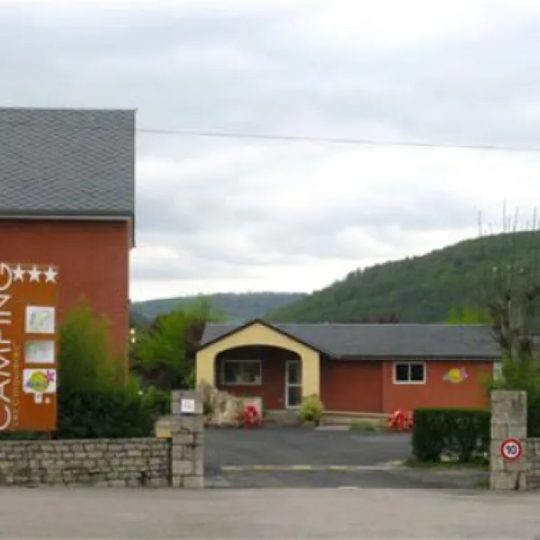 camping-les-calquieres-severac-le-chateau-pyv46