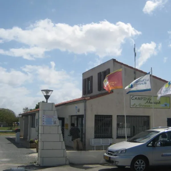 camping-municipal-de-la-garenne-port-des-barques-nbzrl