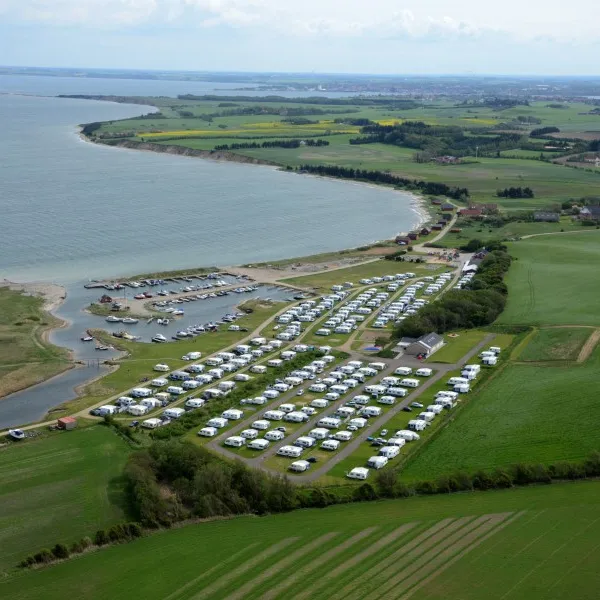 humlum-fiskerleje-camping-struer-gridx