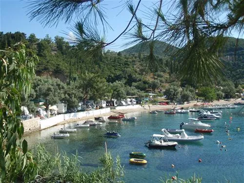 camping-desimi-beach-vlicho-rat3d