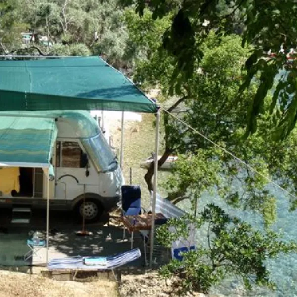 camping-desimi-beach-vlicho-v3exs