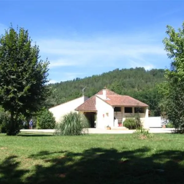 camping-la-lenotte-belves-nqanr