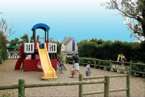 camping-ker-ys-saint-nic-thfdy
