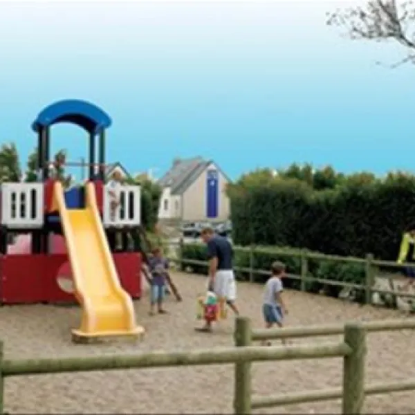 camping-ker-ys-saint-nic-thfdy