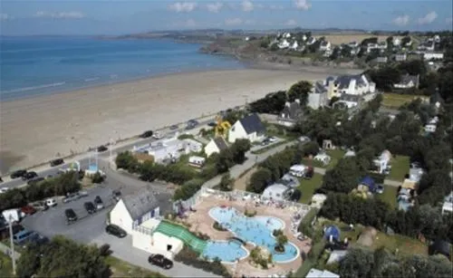 camping-ker-ys-saint-nic-vsqaa