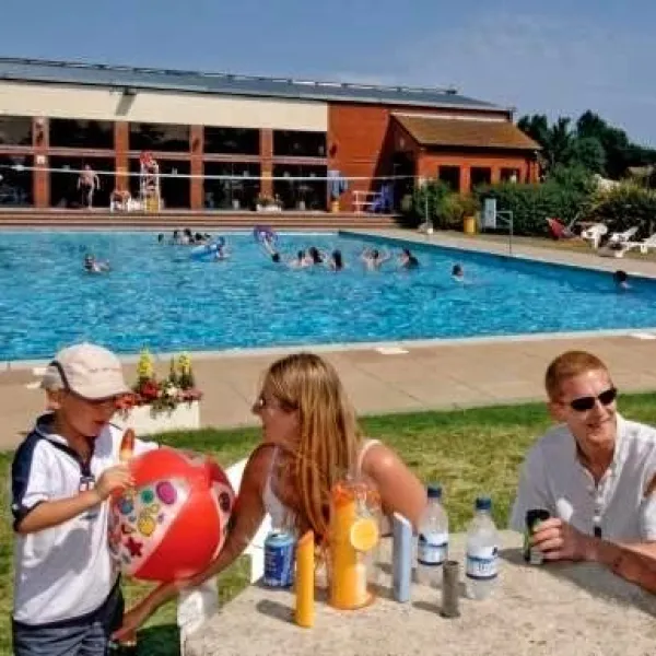 valley-farm-holiday-park-clactononsea-xzmsg