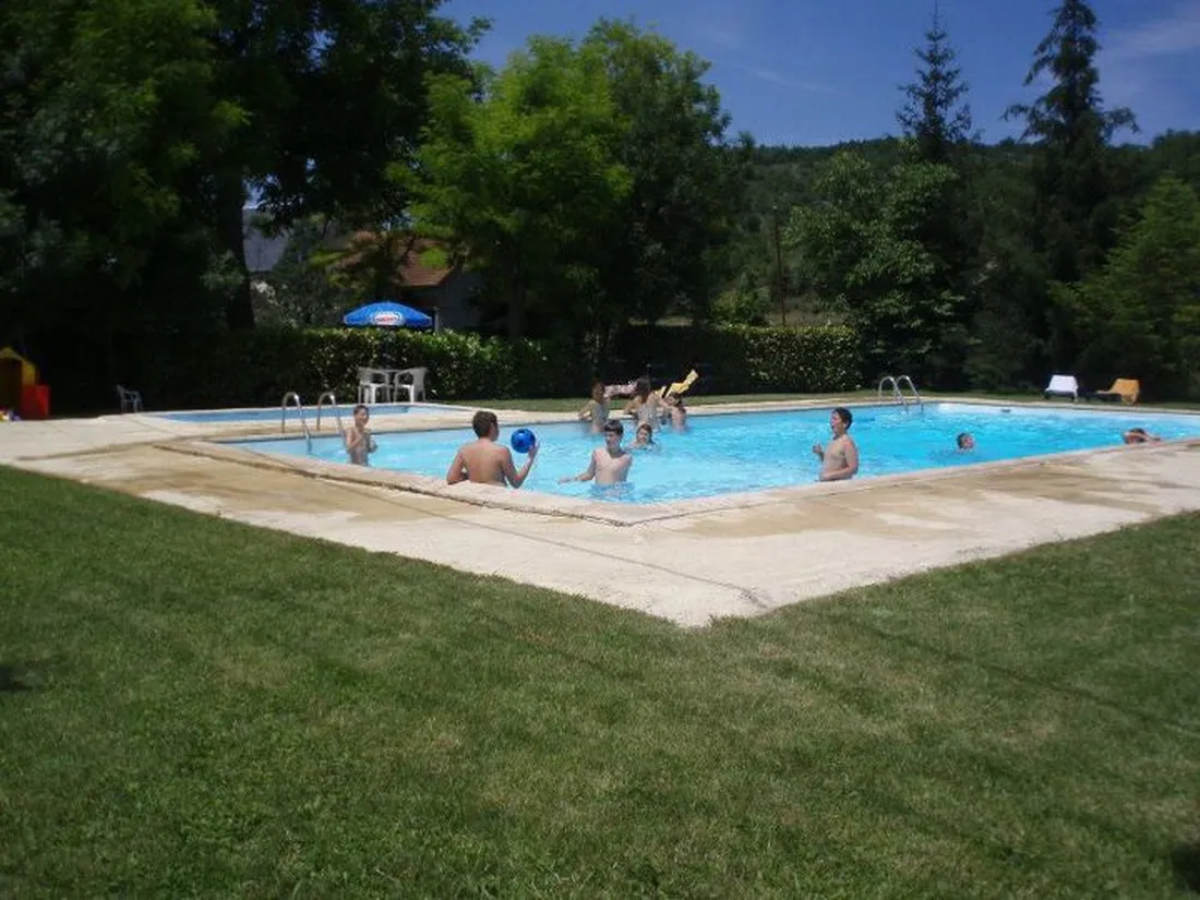 camping-le-moulin-des-donnes-concores-hukhy