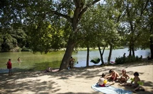 camping-le-val-de-cesse-mirepeiset-8mmgd