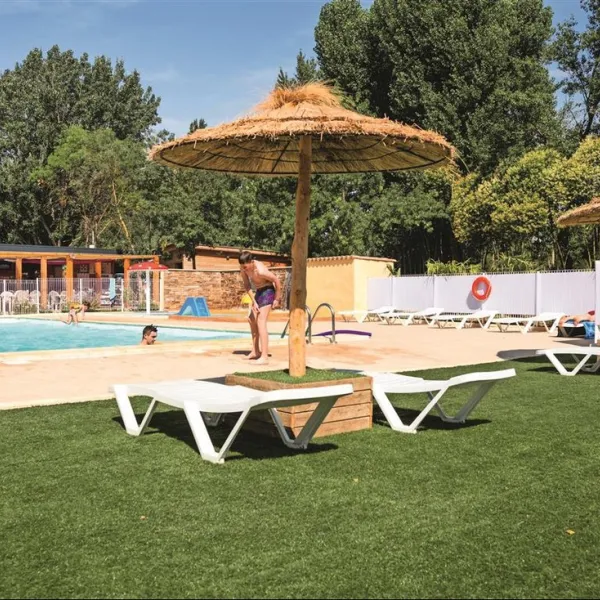 camping-le-val-de-cesse-mirepeiset-i30lm