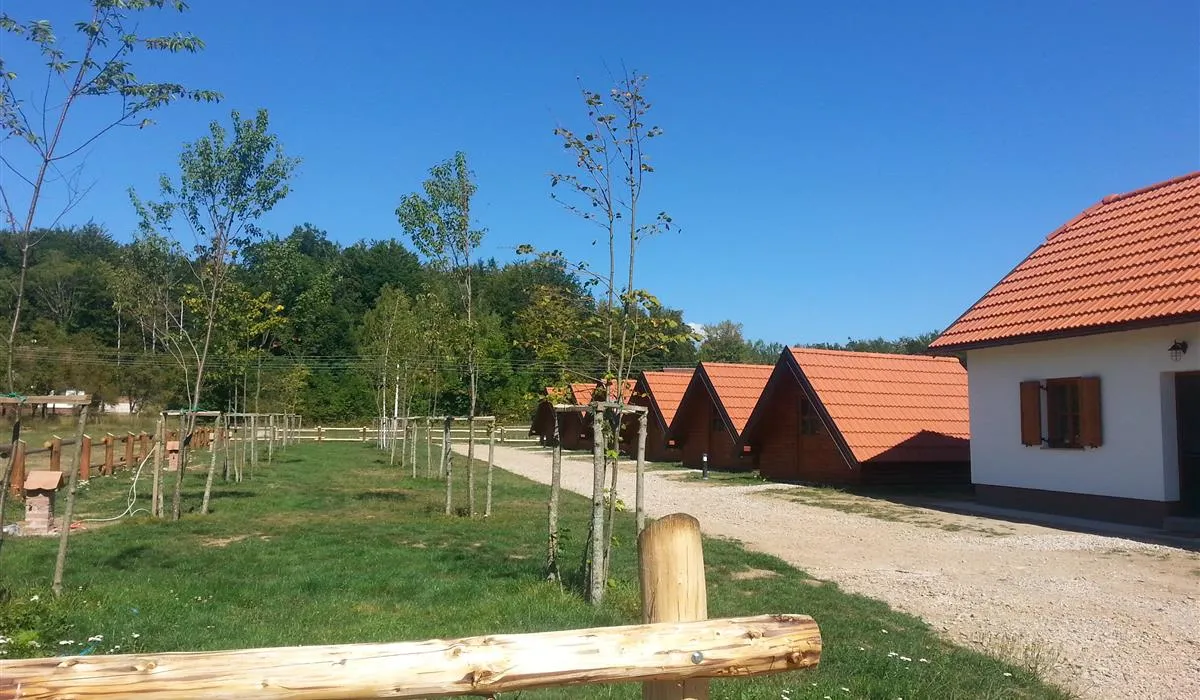 eco-camp-rizvan-city-gospi-cda2y