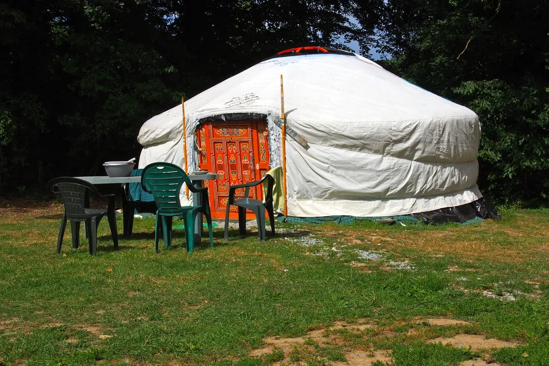 le-village-insolite-saint-benoit-des-ondes-8nagw