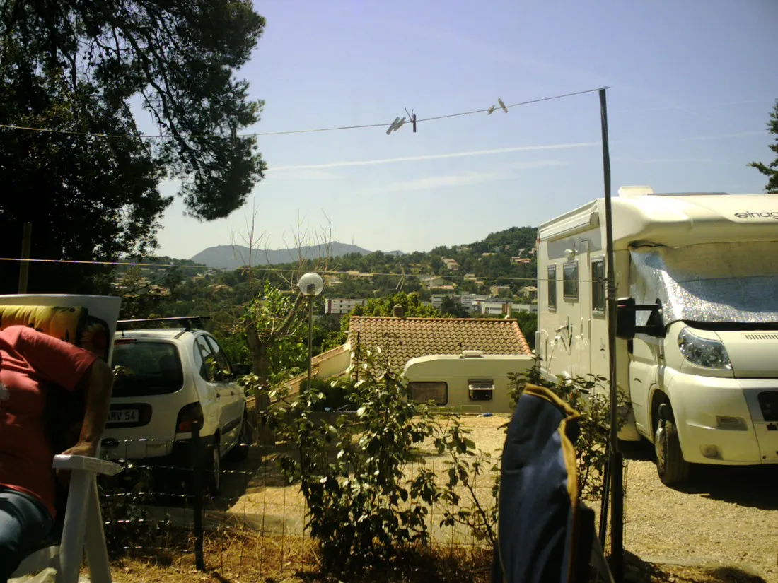 des-mimosas-la-seyne-sur-mer-kgtlq