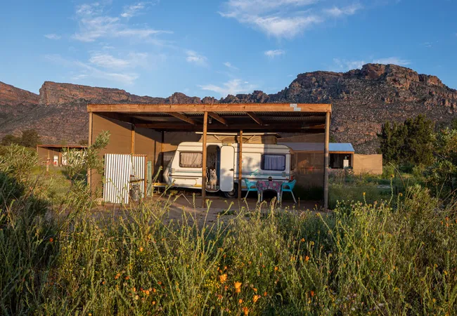 alpha-excelsior-campsite-clanwilliam-cederberg-ngjef