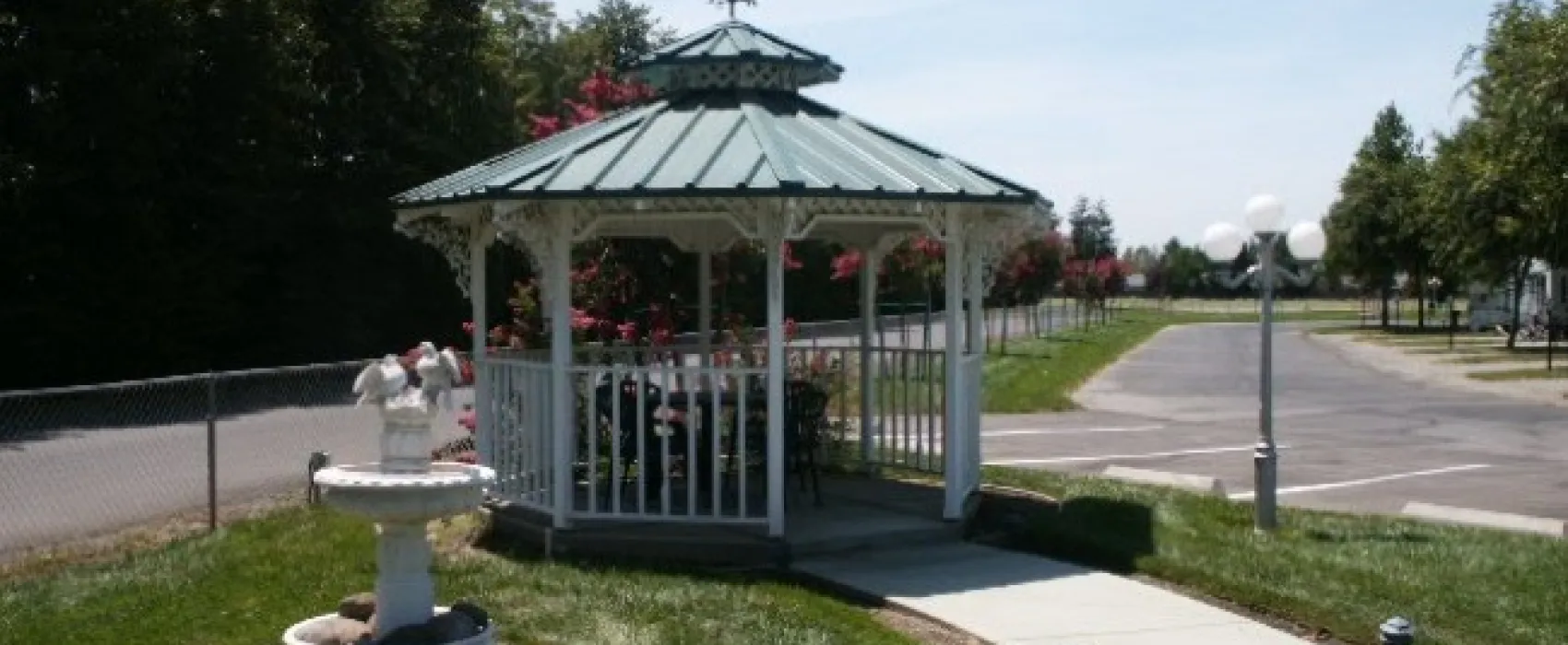 Almond Tree RV Park
