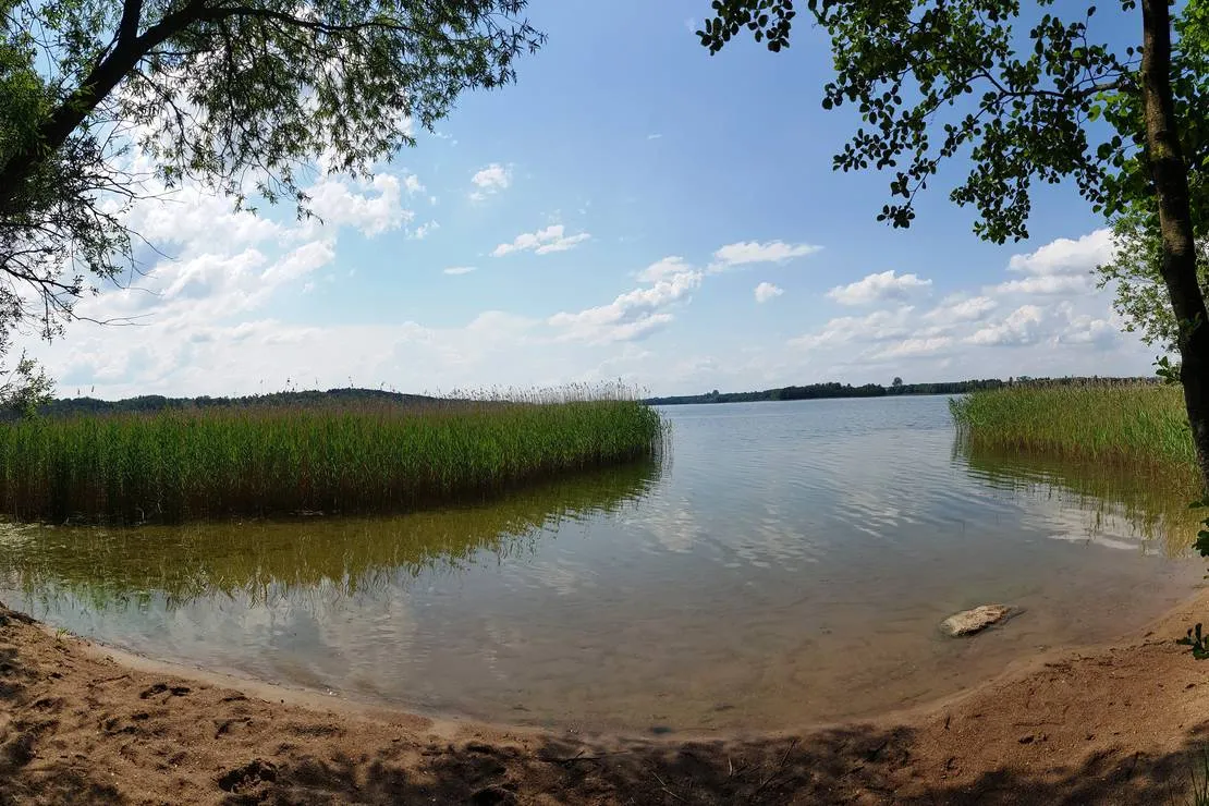 kikity-camping-at-the-lake-kikity-gx079