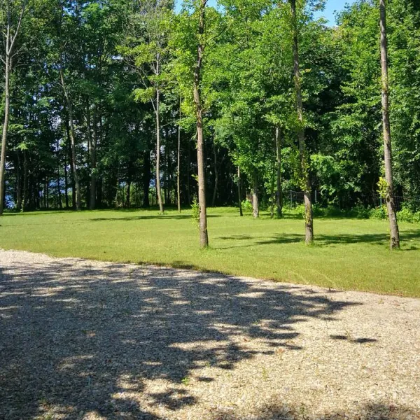 kikity-camping-at-the-lake-kikity-xpun7