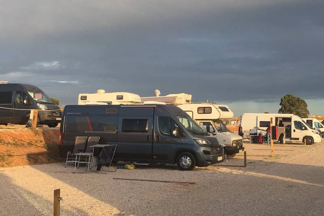 camper-park-playas-de-luz-pozo-del-camino-5ozln