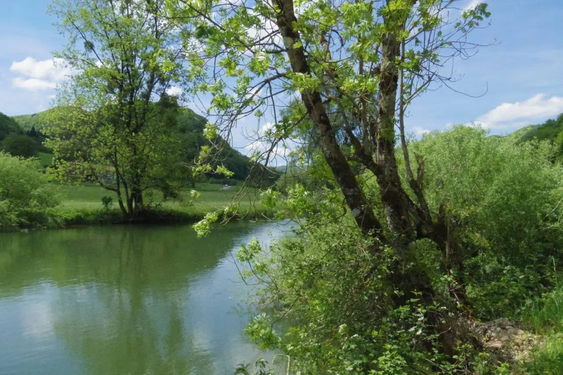 camping-municipal-de-vaufrey-vaufrey-20mng