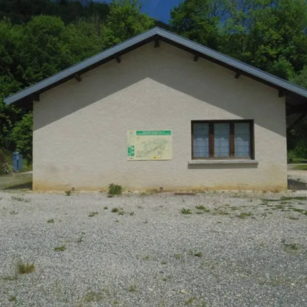 camping-municipal-de-vaufrey-vaufrey-2ytuf