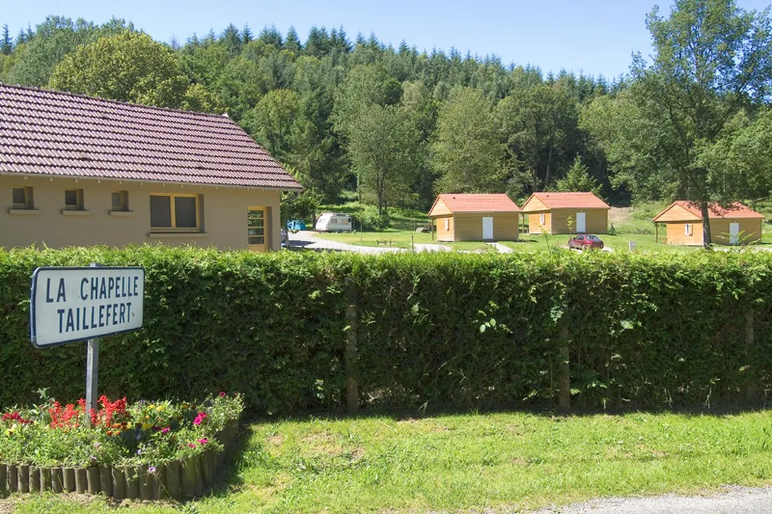 municipal-le-gue-lavaud-la-chapelle-taillefert-0bhkt