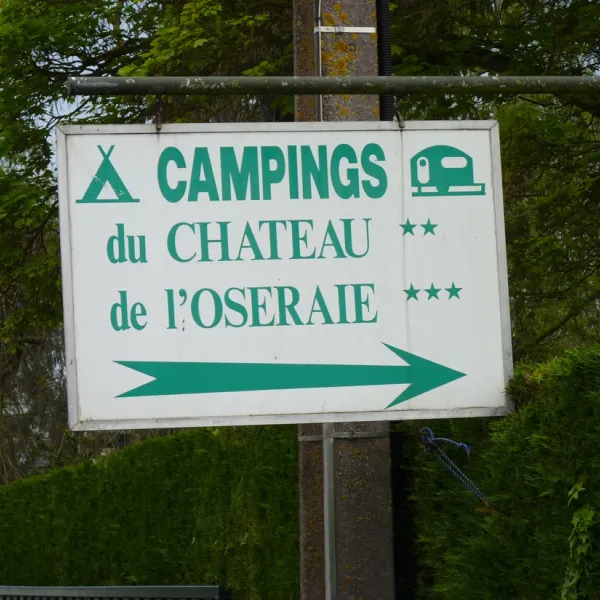 du-chateau-et-de-loseraie-feuilleres-hp7oa