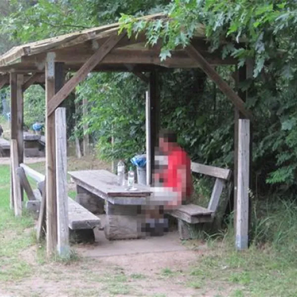 camping-am-waldschwimmbad-bchen-rthyl