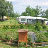 camping-forteca-uciechow-p0uby