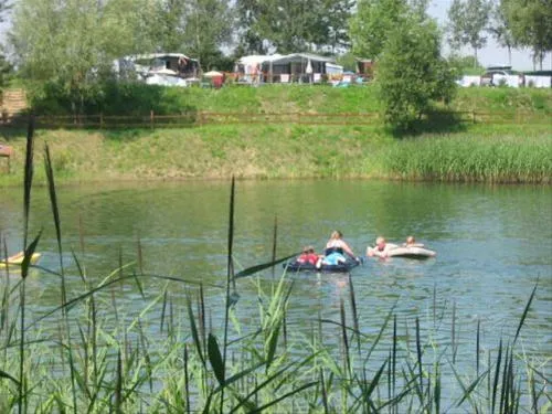 camping-forteca-uciechow-ur49m