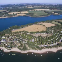 camping-soleil-levant-canet-de-salars-f5i3n