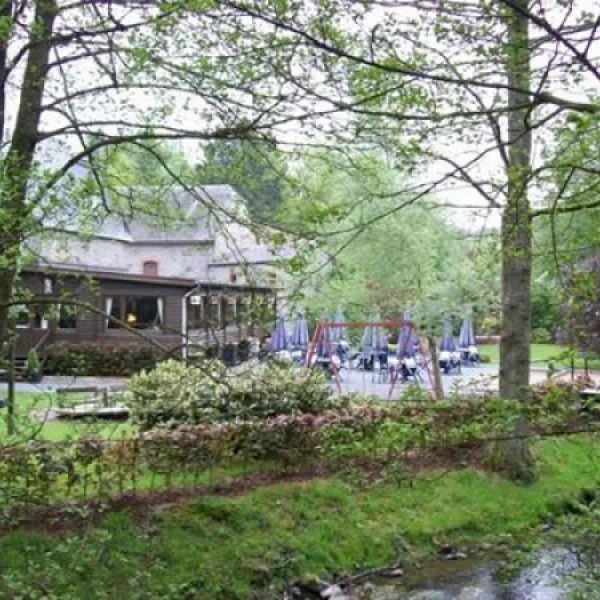 camping-wachirock-sainteode-h7zrf